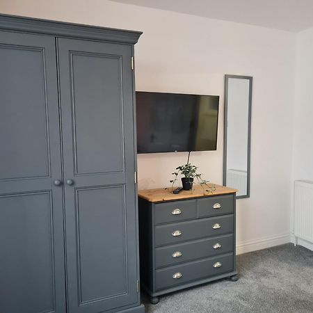 Yorkshire Rose - 2 Bed Apartment Sleeps 6 สการ์โบโรห์ ภายนอก รูปภาพ
